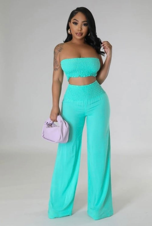 Vacation Vibes crop top pants set